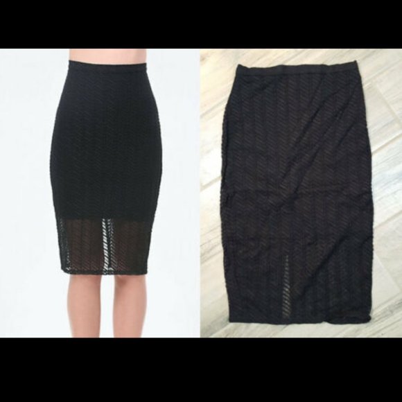 NWT BEBE Stripe Mesh Midi Skirt XS - Picture 1 of 7